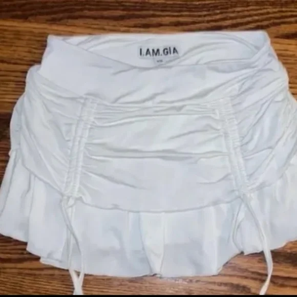 I AM GIA skirt - Picture 2 of 4